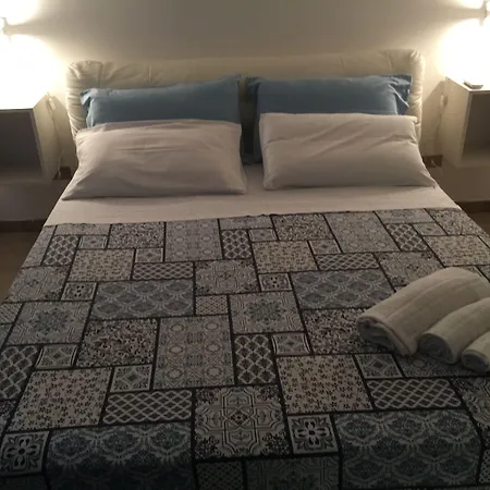 Priscilla Hébergement de vacances Cinisi