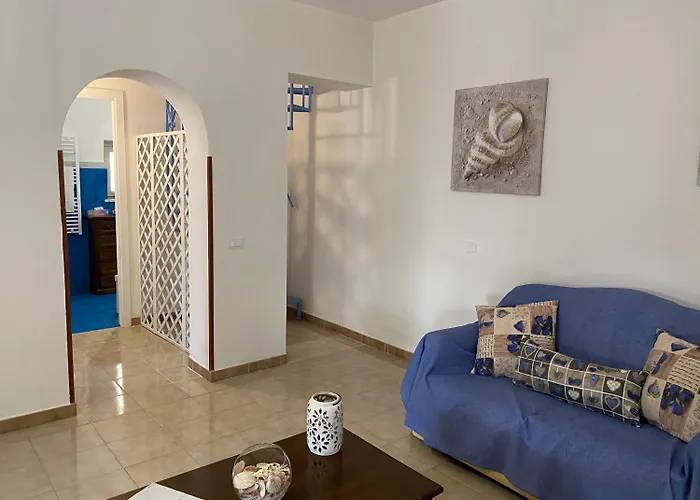 浦西拉度假屋 奇尼斯