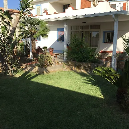 Priscilla Holiday home *