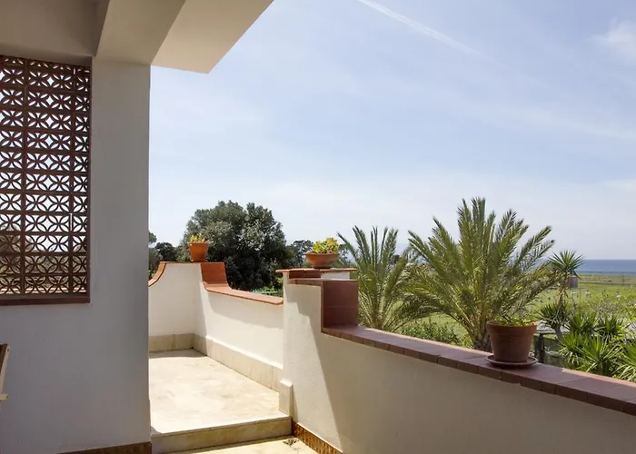 浦西拉度假屋 *